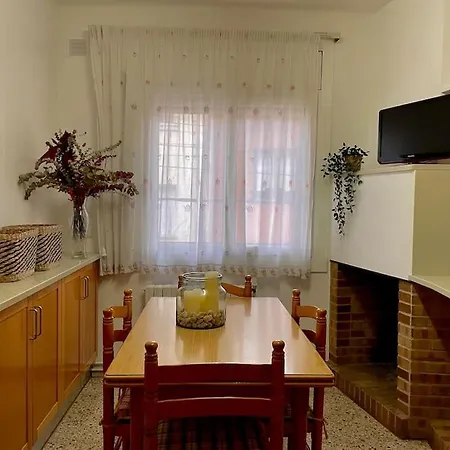 Jaume. Casa Centrica Y Cerca De La Naturaleza. 阿布册斯